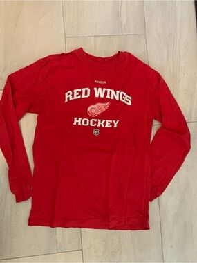 Reebok Red Wings Center Ice Collection NHL Graphic Long Sleeve Tee